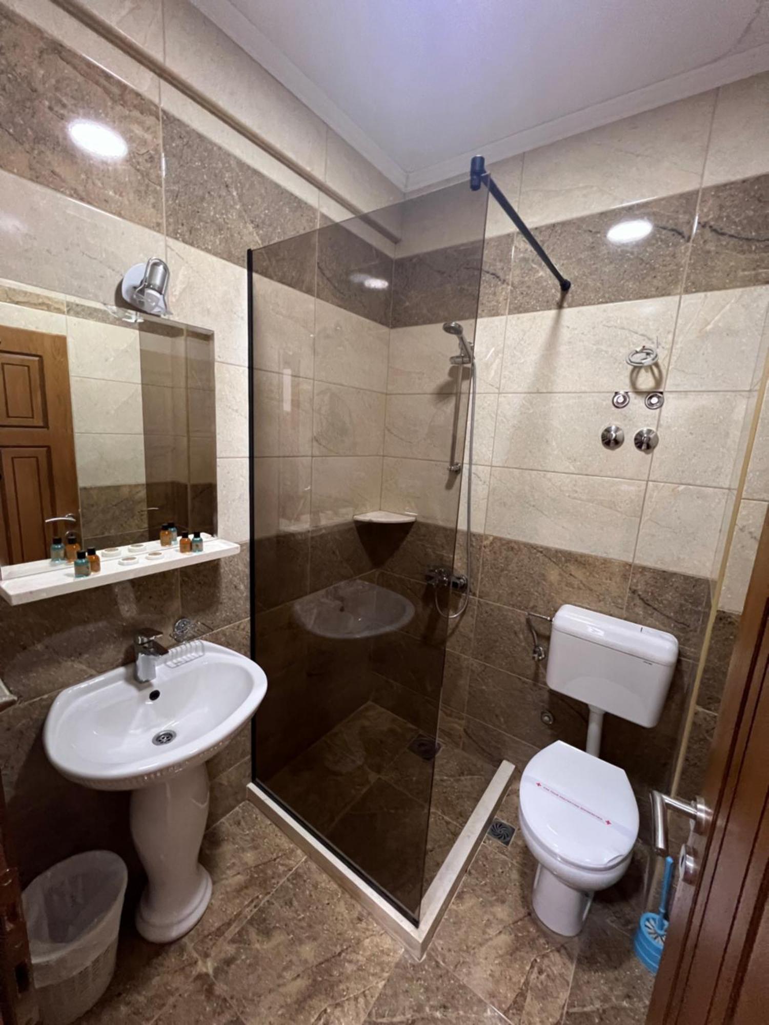 Apartments Fati & Flori Ulcinj Kültér fotó