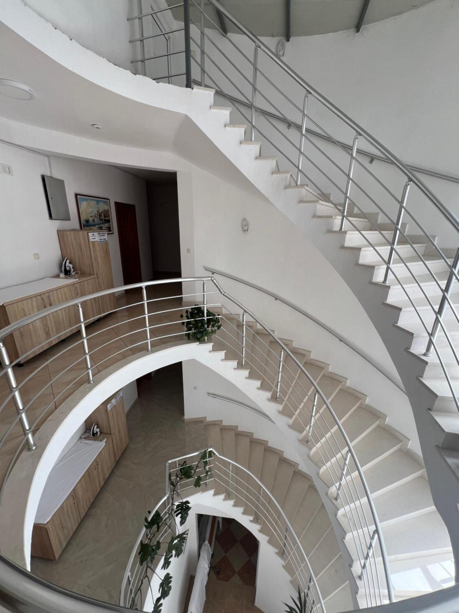 Apartments Fati & Flori Ulcinj Kültér fotó